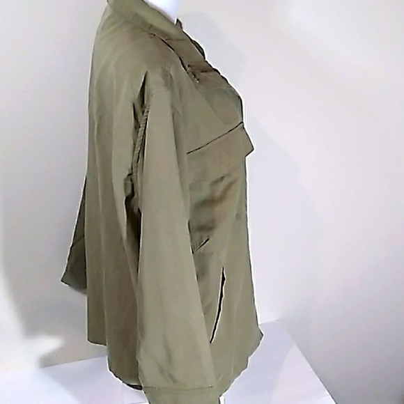 NWOT Mountain Jacket by RVCA.Linen Blend,Oversized Design Military Style - Picture 10 of 16